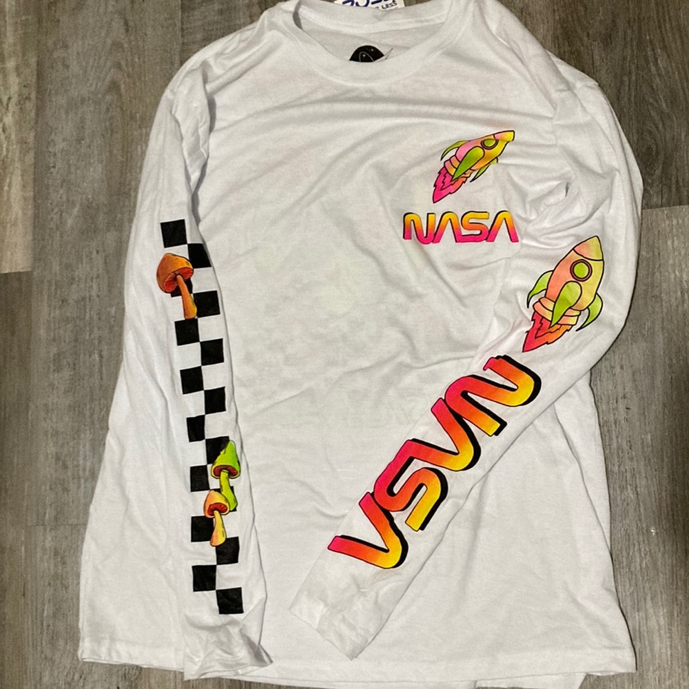 NASA Shirt 🚀 🍄